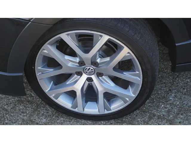 Volkswagen Polo Cross 1.2 TSI 90pk DSG 2017 Benzine 29