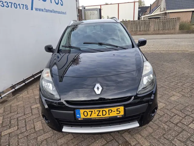 Renault Clio Estate 1.2 TCE Collection 2012 Benzine 22