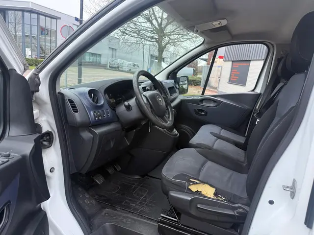 Opel Vivaro 1.6 CDTI L2H1 Edition 2015 Diesel 13