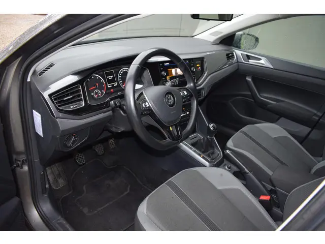 Volkswagen Polo 1.0 TSI Highline 2020 Benzine 19