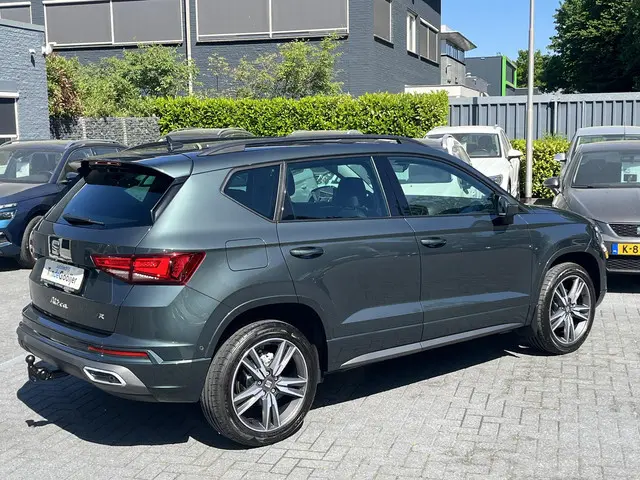 SEAT Ateca 1.5 TSi DSG FR Business Intense 2022 Benzine 3