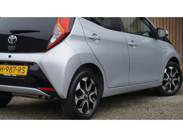 Toyota Aygo 1.0 VVT-i 72pk x-joy 5Drs 2020 Benzine 39