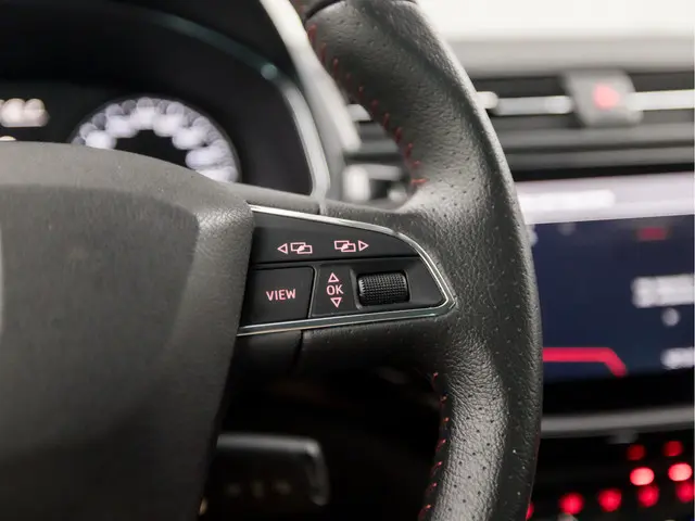 SEAT Ibiza 1.0 TSI FR Intense Sport 2018 Benzine 19