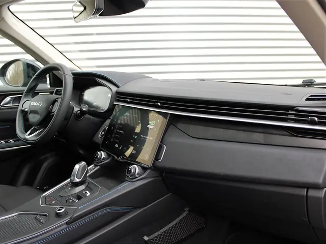 Lynk & Co 01 1.5 2025 Hybride Benzine 14
