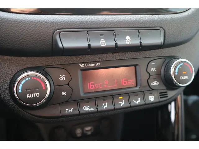Kia cee'd 1.0 T-GDi DynamicLine 2016 Benzine 20
