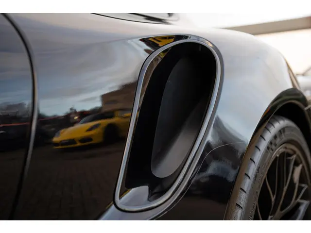 Porsche 911 3.8 Turbo S 2016 Benzine 31