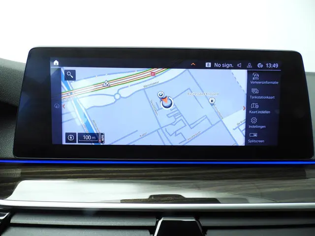 BMW 5 Serie Sedan 540i 2020 Benzine 35