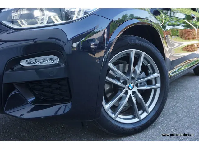BMW X3 xDrive20i High Executive 2019 Benzine 28