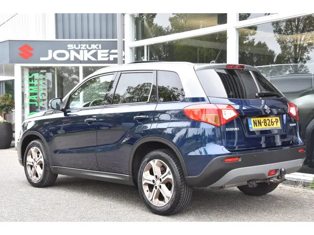 Suzuki Vitara 1.6 Experience NLse auto 2017 Benzine 3