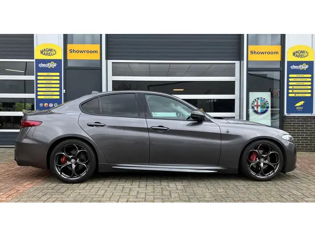 Alfa Romeo Giulia 2.2 Eco Business Super 2018 Diesel 8