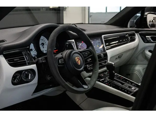 Porsche Macan 2.9 GTS 2022 Benzine 18