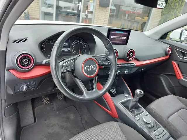 Audi Q2 3