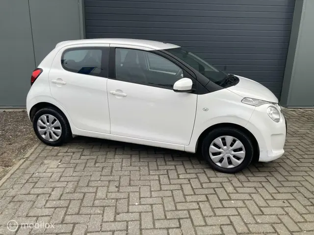 Citroën C1 1.0 VTi Feel A/C |Bluetooth| Isofix| 2018 Benzine 2