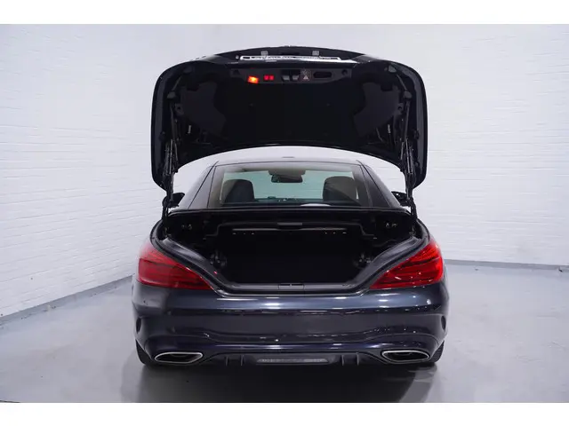 Mercedes-Benz SL 500 2017 Benzine 16