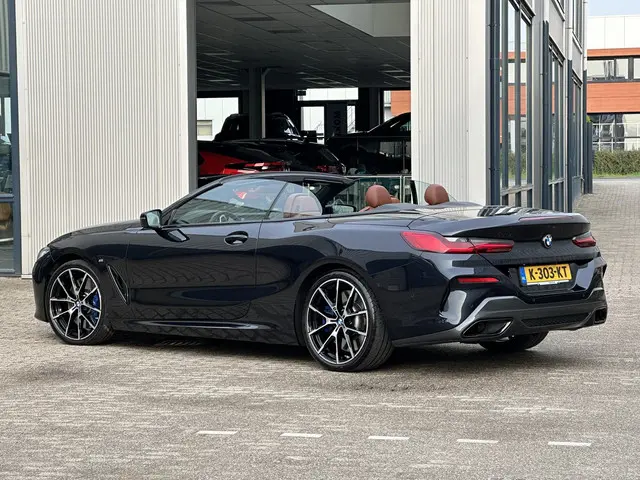 BMW 8 Serie 840i xDrive High Executive 2021 Benzine 71