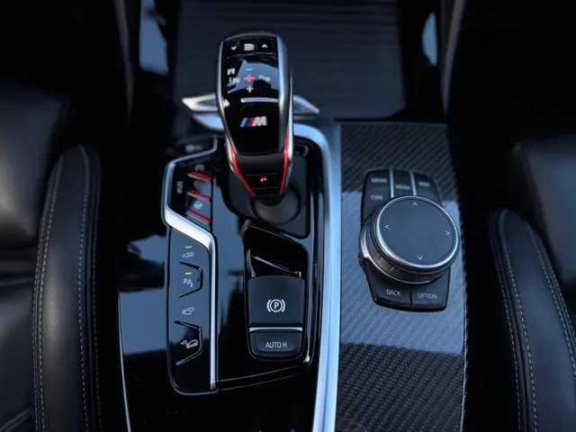 BMW X4 M 480pk / Carbon / Pano 2021 Benzine 19