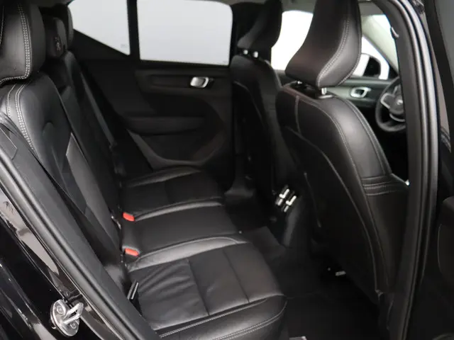 Volvo XC40 T4 Recharge Inscription 2022 Hybride Benzine 10