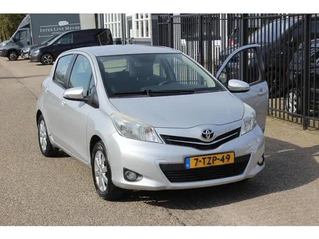 Toyota Yaris 1.0 VVT-i Aspiration, Airco! 2013 Benzine 20