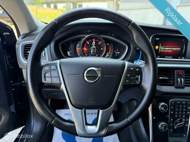 Volvo V40 2.0 D2 Kinetic * Zeer Nette Auto * 2016 Diesel 10