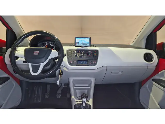 SEAT Mii 1.0 Style Chic 2012 Benzine 9
