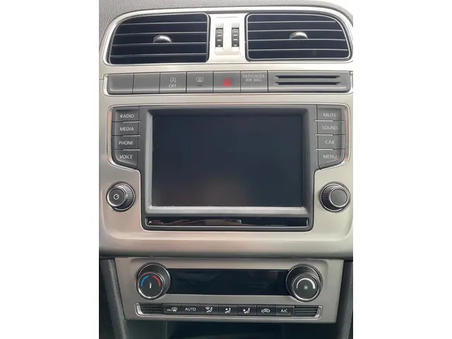 Volkswagen Polo 1.0 BlueMotion 2016 Benzine 12