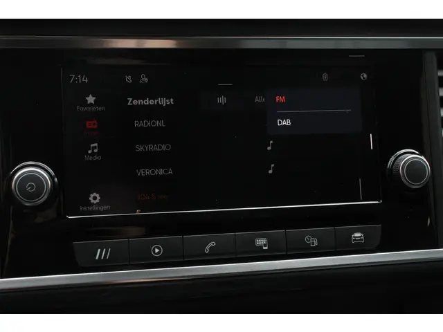 SEAT Ateca 1.5 TSI 150pk DSG Style 2021 Benzine 21