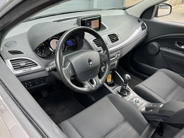 Renault Mégane 1.2 TCE LIMITED 2015 Benzine 4