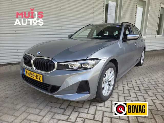 BMW 3 Serie Touring 318i 2023 Benzine