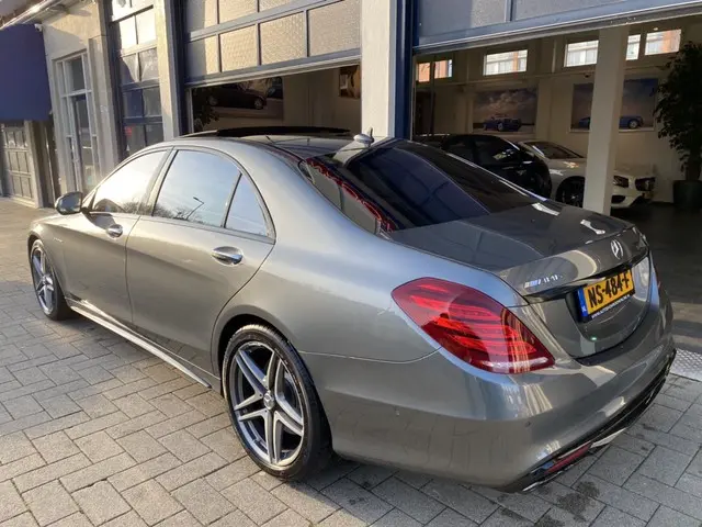 Mercedes-Benz S-Klasse 63 AMG 4Matic Lang 2016 Benzine 6