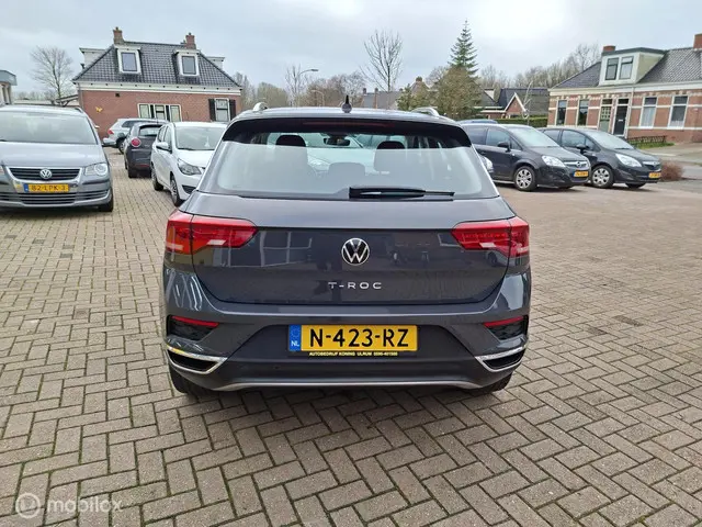 Volkswagen T-Roc 1.0 TSI Style Business 2021 Benzine 4