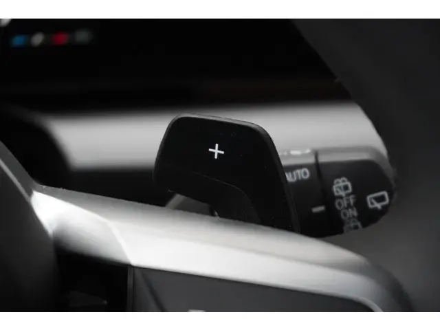 BMW 1 Serie 5-deurs 120 2025 Benzine 13