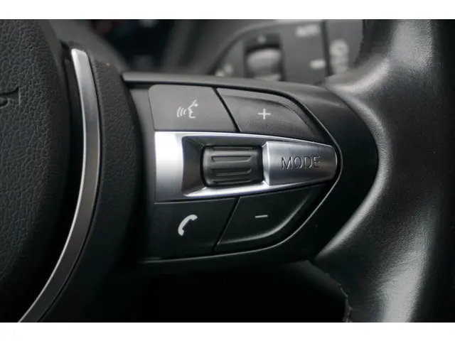 BMW 1 Serie 118i 2019 Benzine 26