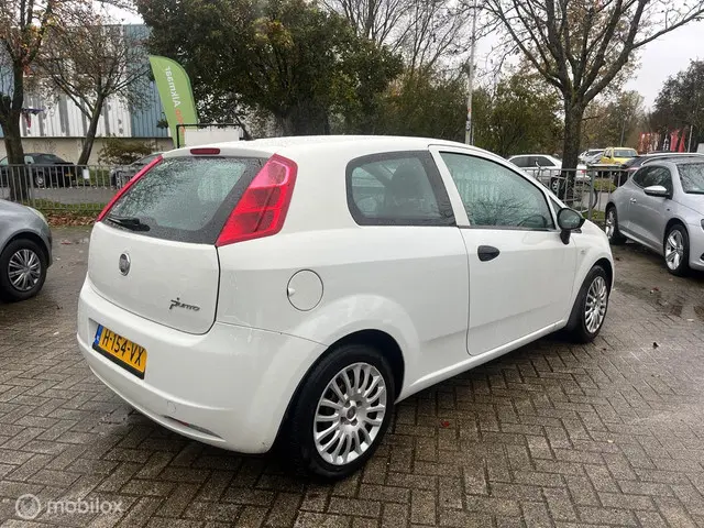 Fiat Punto Evo 1.2 Pop 2012 Benzine 4