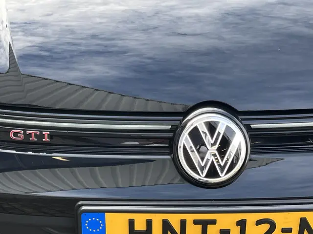Volkswagen Golf 2.0 TSI GTI 8.5 2024 Benzine 33