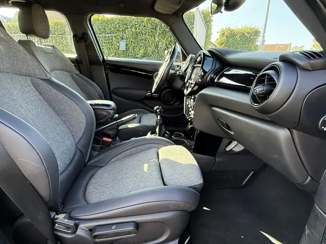 MINI Cooper Mini 1.5 PEPPER 2015 Benzine 10
