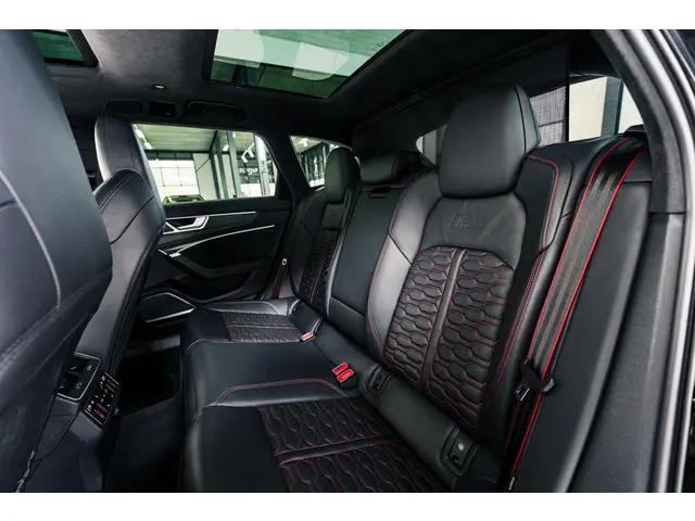 Audi RS6 RS6-R ABT 1 OF 125 2021 Benzine 55