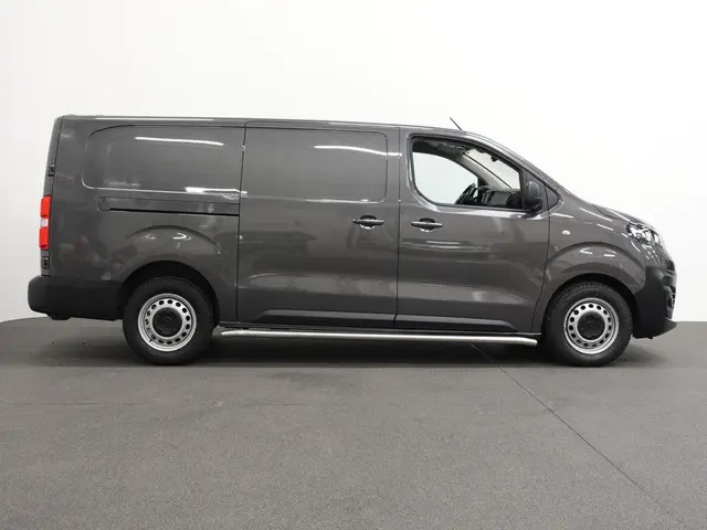 Opel Vivaro 2.0 BlueHDi 145PK L3 Automaat 2023 Diesel 35