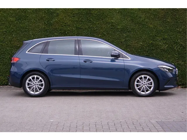 Mercedes-Benz B-Klasse B 200 2019 Benzine 4