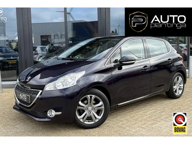 Peugeot 208 1.2 VTi Allure 2013 Benzine