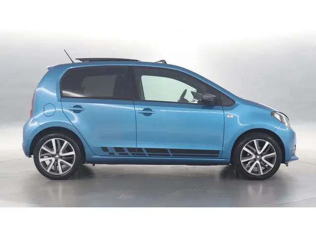 SEAT Mii 1.0 FR 60pk Connect 2017 Benzine 10