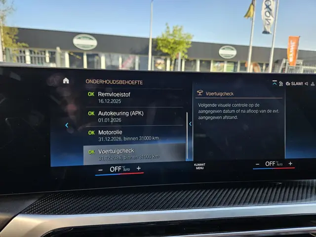 BMW 3 Serie Touring 330e 2022 Hybride Benzine 26