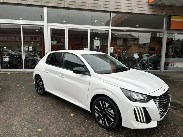 Peugeot 208 1.2 PureTech Allure Pack 2024 Benzine 7