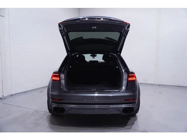 Audi Q8 55 TFSI quattro 2019 Benzine 14