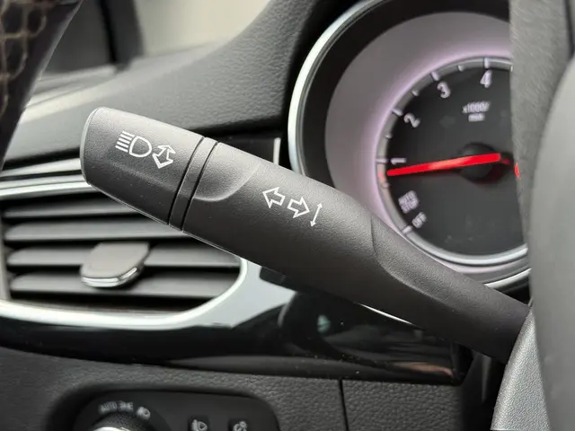 Opel Astra Sports Tourer 1.4 Innovation 2016 Benzine 25