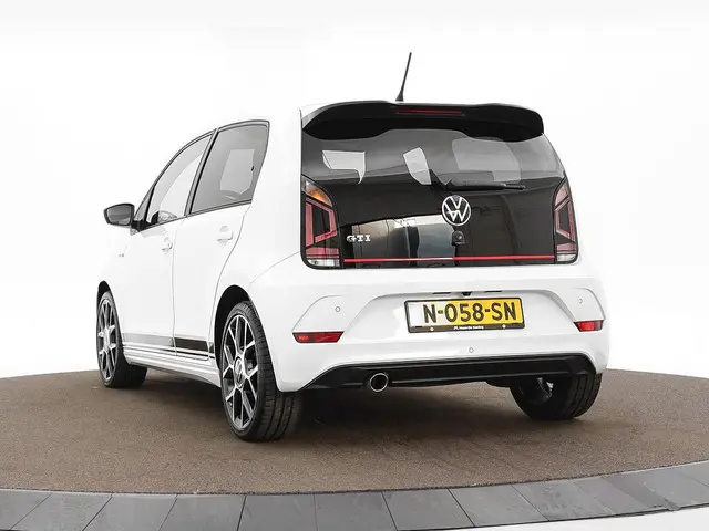 Volkswagen up! 1.0 TSI 115pk GTI 2022 Benzine 23