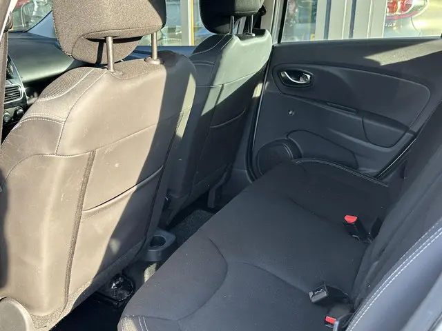 Renault Clio Estate 0.9 TCe Zen 2017 Benzine 13