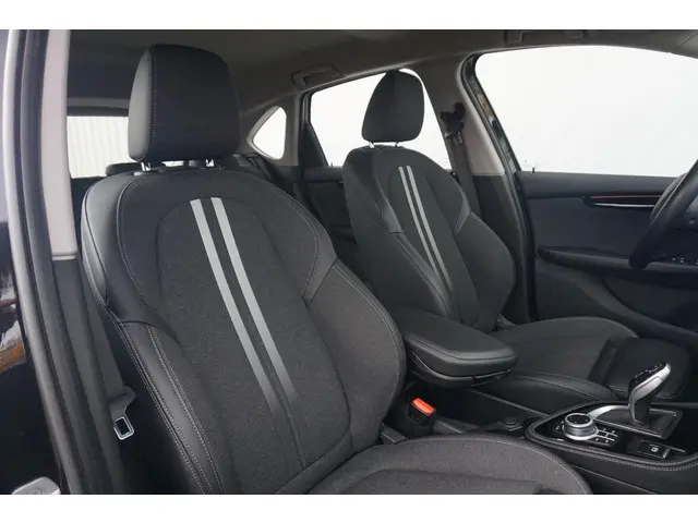 BMW 2 Serie Active Tourer 218i 2020 Benzine 8