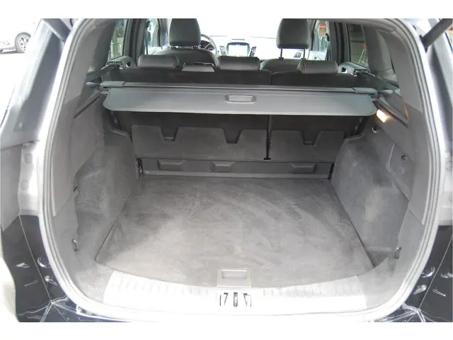 Ford Kuga 1.5 EcoBoost 150PK ST Line 2018 Benzine 6