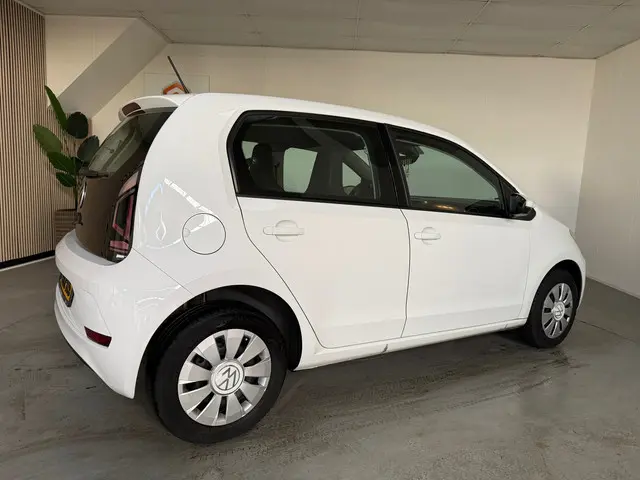 Volkswagen up! 1.0 Airco 2022 Benzine 7