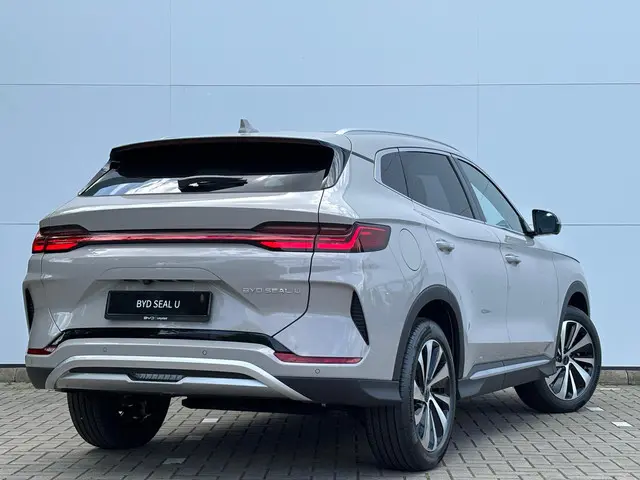 BYD SEAL U 2